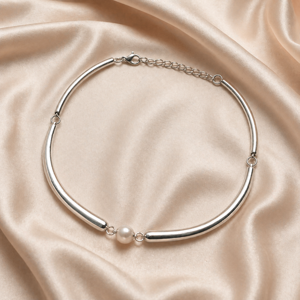 Luna Bar Pearl Necklace